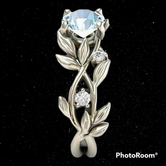 Silver vine ring - Picture 3 of 4